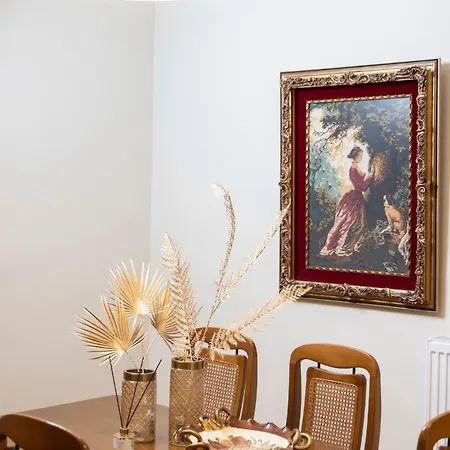 King George 32 Luxury Apartment Thessaloniki