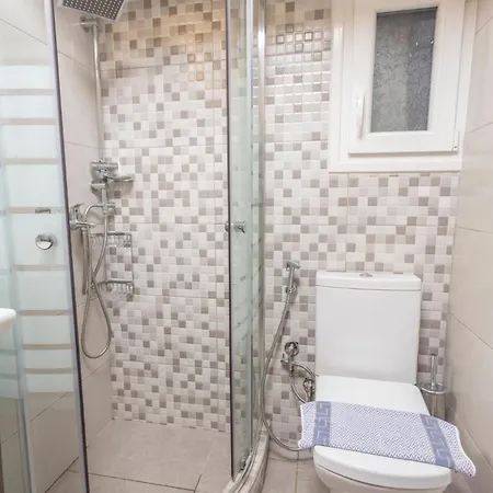 King George 32 Luxury Apartment Thessaloniki